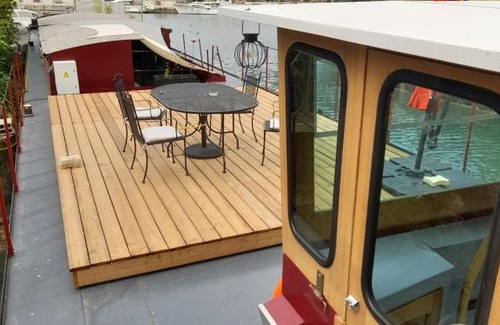 Beaucaire Bed & Breakfast | Péniche Chopine