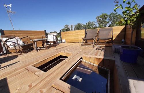 Aigues-Mortes Boat Rental | Péniche La Belle Aimée