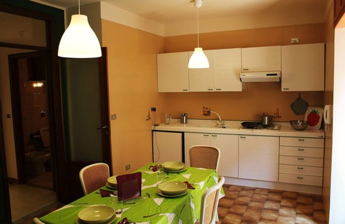 Niscemi Apartment | P&G house in historic Sicilian building