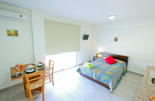 Larnaca City Centre Apartment | P. Ioannou Flats