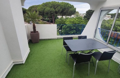 La Petite Motte Apartment | P2 - not overlooked - quiet terrace - Wi-Fi - Parking - Air conditioning