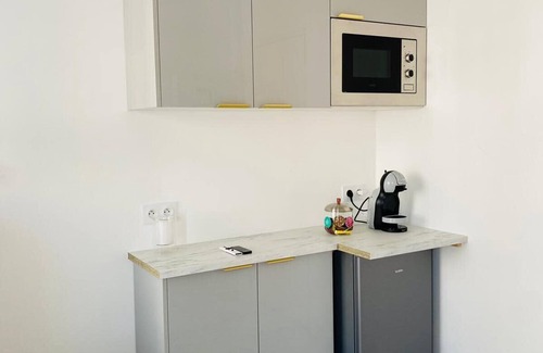 Les Pavillons-sous-Bois Apartment | P21 jacuzzi Suite 5 Etoiles d'exception