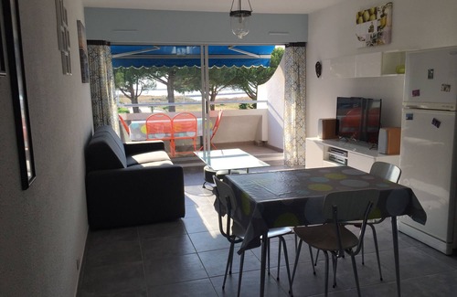 Le Grau-Du-Roi Apartment | P2cabin direct beach Port-Camargue-Sea view