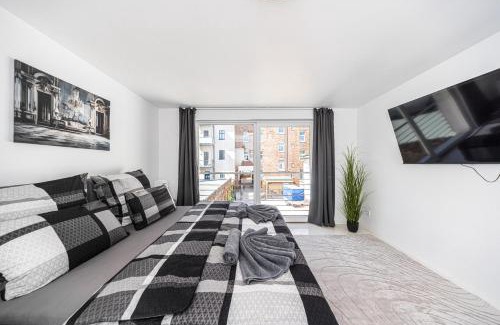 Freiimfelde - Kanenaer Weg Apartment | P3 Premium-Lounge, 5 Zimmer, 140 qm, Parkplatz