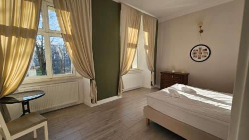 Małomice Bed & Breakfast | Pałac Chichy