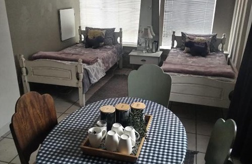 Sutherland Apartment | Pa se Engel Self Catering Located in Sutherland Town