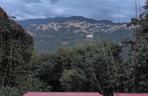 Gangtok Ski Chalet | Paaree Ghar