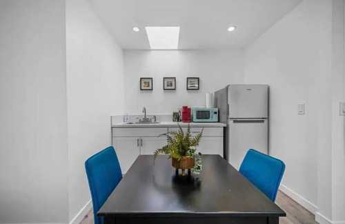Crown Point Apartment | Pacific Beach Bayside Studio