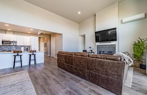 Gold Beach House | Pacific Breeze