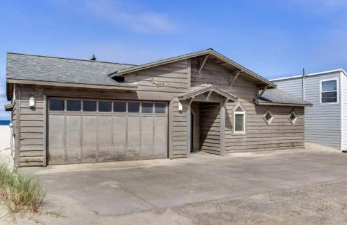 Kiwanda Shores House | Pacific City Ocean Front Escape