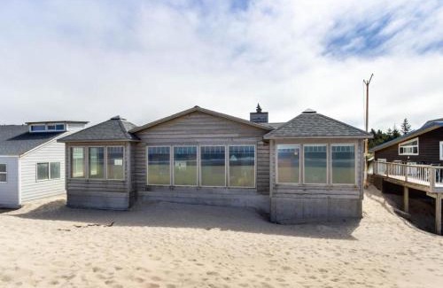 Kiwanda Shores House | Pacific City Ocean Front Escape