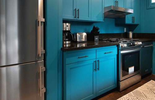 Pacific Heights Apartment | Pacific Heights-1Bedroom Renovated-Hidden Gem