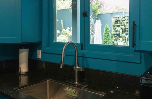 Pacific Heights Apartment | Pacific Heights-1Bedroom Renovated-Hidden Gem