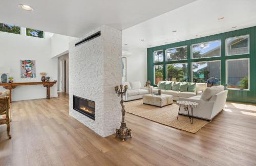 Lincoln City House | Pacific Horizon Escape