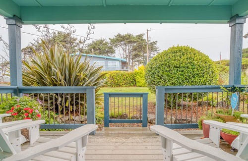 Seal Rock House | Pacific House