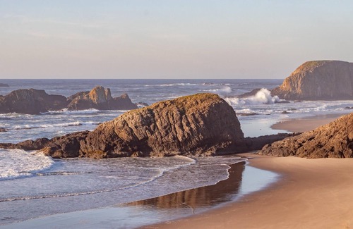 Seal Rock House | Pacific House