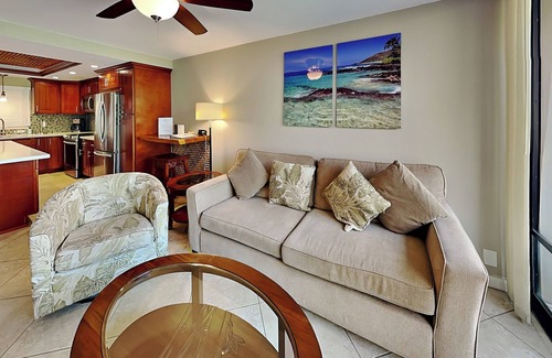 Kihei Condo | Pacific Shores A-209 | Short Walk to Pool + Beach!
