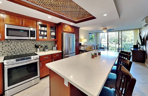 Kihei Condo | Pacific Shores A-209 | Short Walk to Pool + Beach!