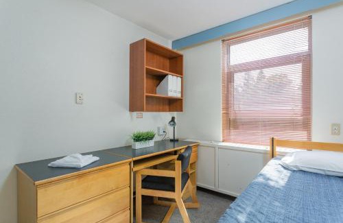 Vancouver Hostel | Pacific Spirit Hostel