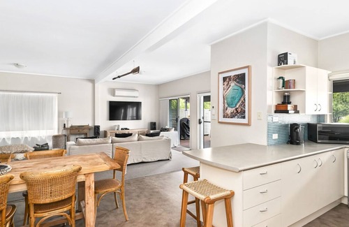 Mollymook Beach House | Pacifica in Mollymook