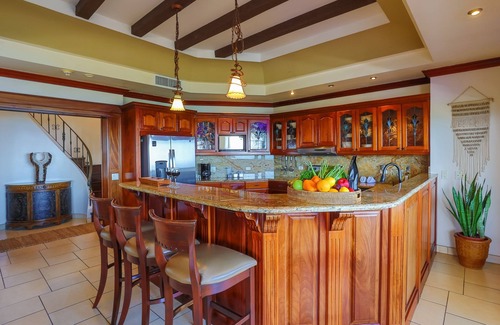 Manuel Antonio Apartment | Pacifico Colonial Luxury Penthouse in Manuel Antonio Panoramic Ocean View