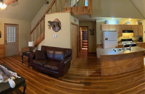 Mountain View House | Pack Your Bags And Leave Tonight.