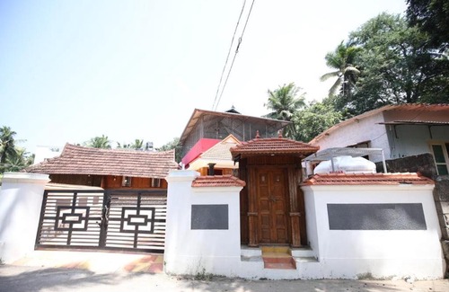Poovar House | Padippura Veedu - Stay and relax