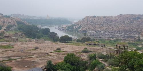 Hampi Bed & Breakfast | Padmaa Hampi Villa