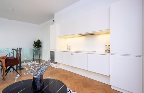 Old Town Apartment | Pagari Residence