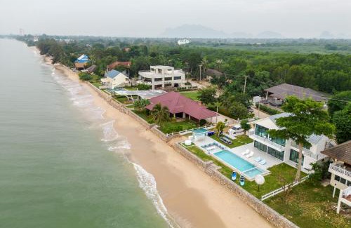 Cha-am Villa | Pailay Beachfront Villa Cha-Am