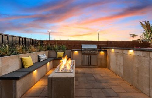 Santa Clara House | Paintbrush Retreat #65 home