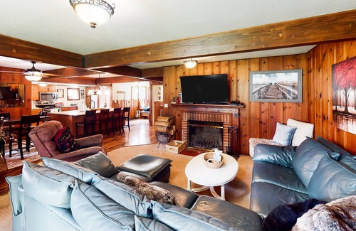 Blue River Cabin | Pair of dog-friendly cabins with outdoor areas, fireplace, foosball, & 2 W/Ds