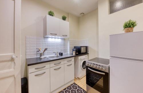 Quartier Centre Ville Apartment | Paisible, station RER B 10 min, Orly, Paris, Autonomous access