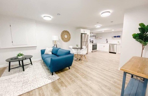 Southwest Edmonton Apartment | Paisley Suite. Dog Friendly.