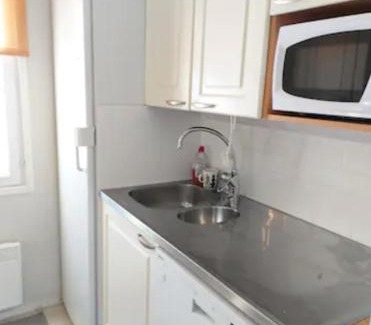Nivala Apartment | Pajala, talo aavan reunalla