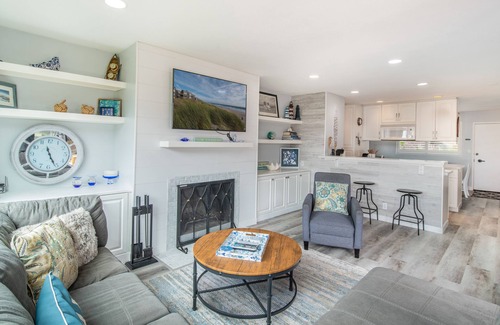 Pajaro Dunes Condo | Pajaro Dunes Resort: Affordable Condo Right On The Beach! No stairs to climb!
