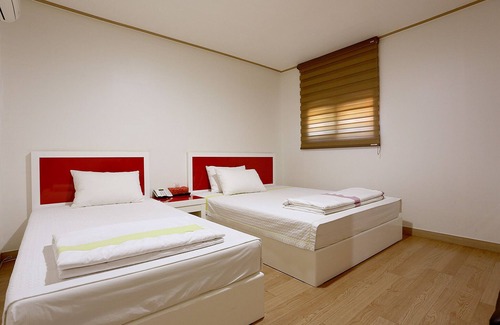 Paju Hotel | Paju Phillips