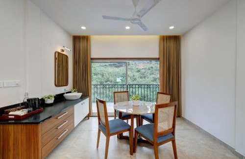 Elappara Bed & Breakfast | Pakoid Cottages