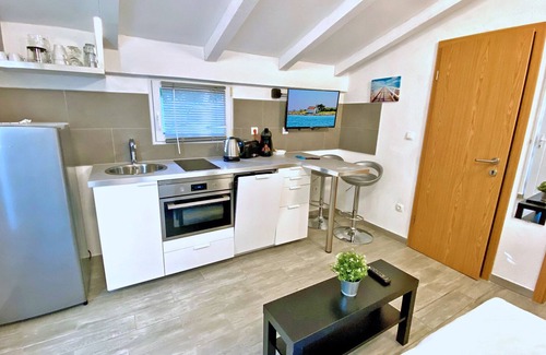 Pakostane House | Pakostane - Villa Lucija - Small House "Supa"