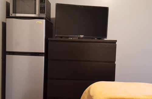 Sarnia Hotel | Palace Inn Motel