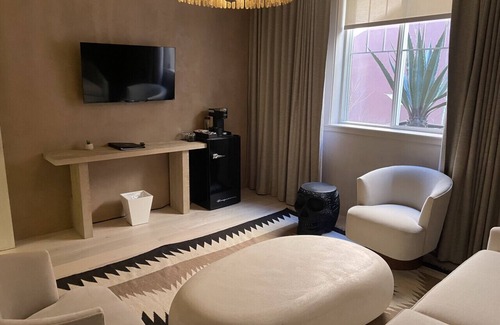 Downtown Santa Fe Hotel | Palace Modern Hotel at the Plaza - King Suite 1