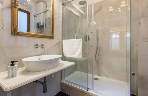 Old Town Bed & Breakfast | Palace of Dreams Rooms