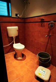 Akalkot Hotel | Palace View Lodge