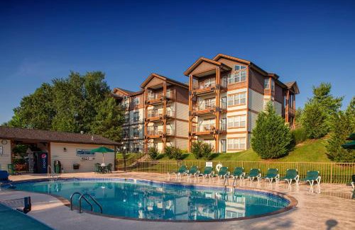 Branson Hotel | Palace View Resort by Spinnaker