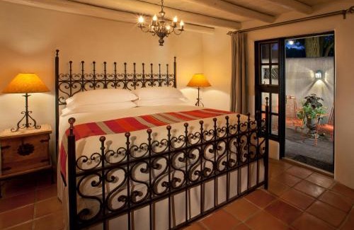 Taos Bed & Breakfast | Palacio de Marquesa