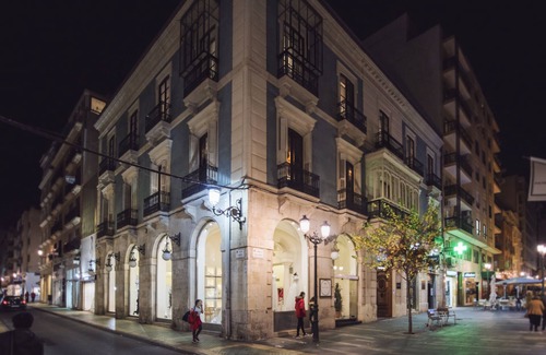Alicante City Centre Apartment | Palacio Salvetti Suites