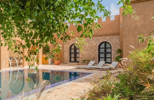 Zaouit Massa House | Palais ALSHAMS Experience Sahara Piscine Garden, 5 minutes from the ocean. Unique