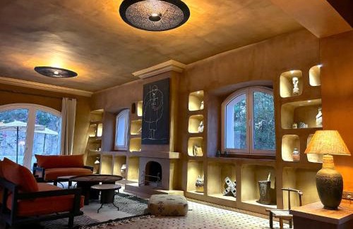 Ida Ougourd Villa | Palais Babel