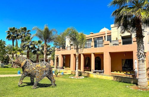 Tameslouht Villa | Palais Dali