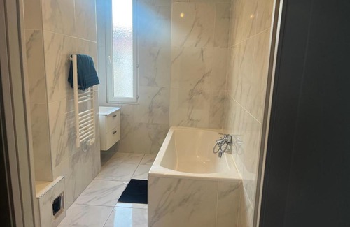 Saint-Sylvestre Apartment | Palais